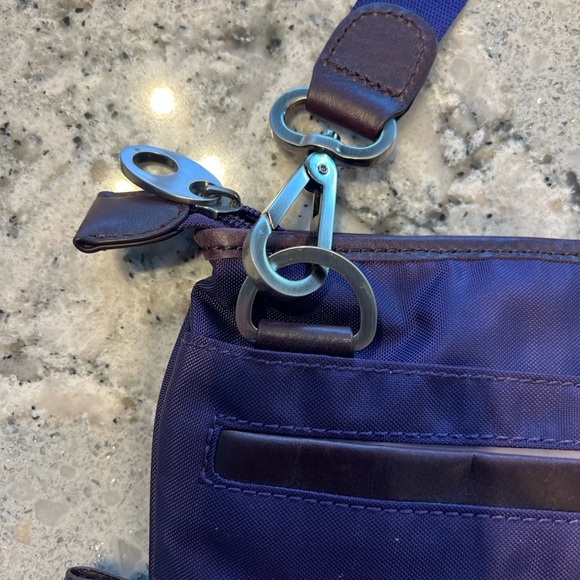 Mosey By Baggallini Mosey by Baggallini Purple Crossbody Bags 8.5" X 10" Size OS - Picture 7 of 12